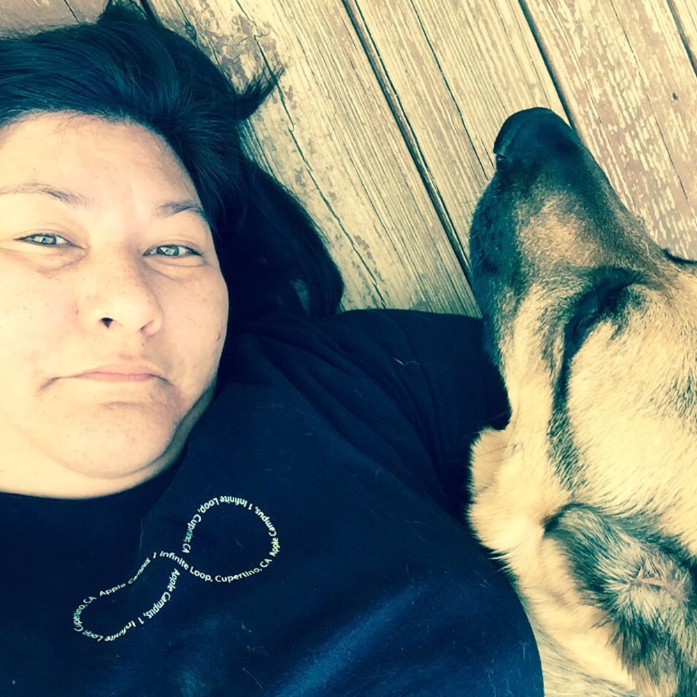 Meet your Posher, Connie